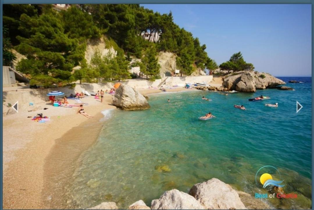 Apartmani Mares - 20 M From The Beach Brela Exterior foto