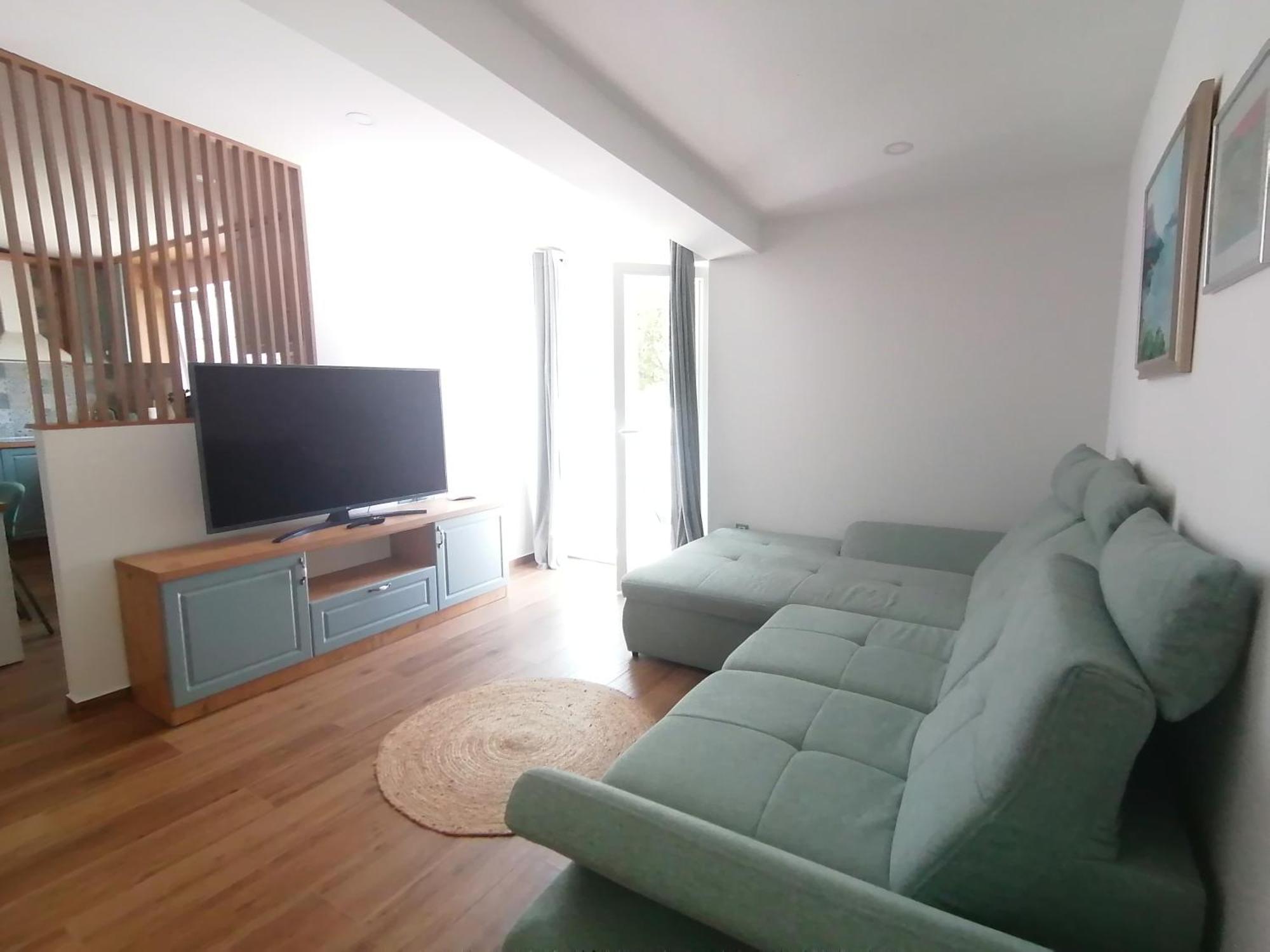 Apartmani Mares - 20 M From The Beach Brela Exterior foto