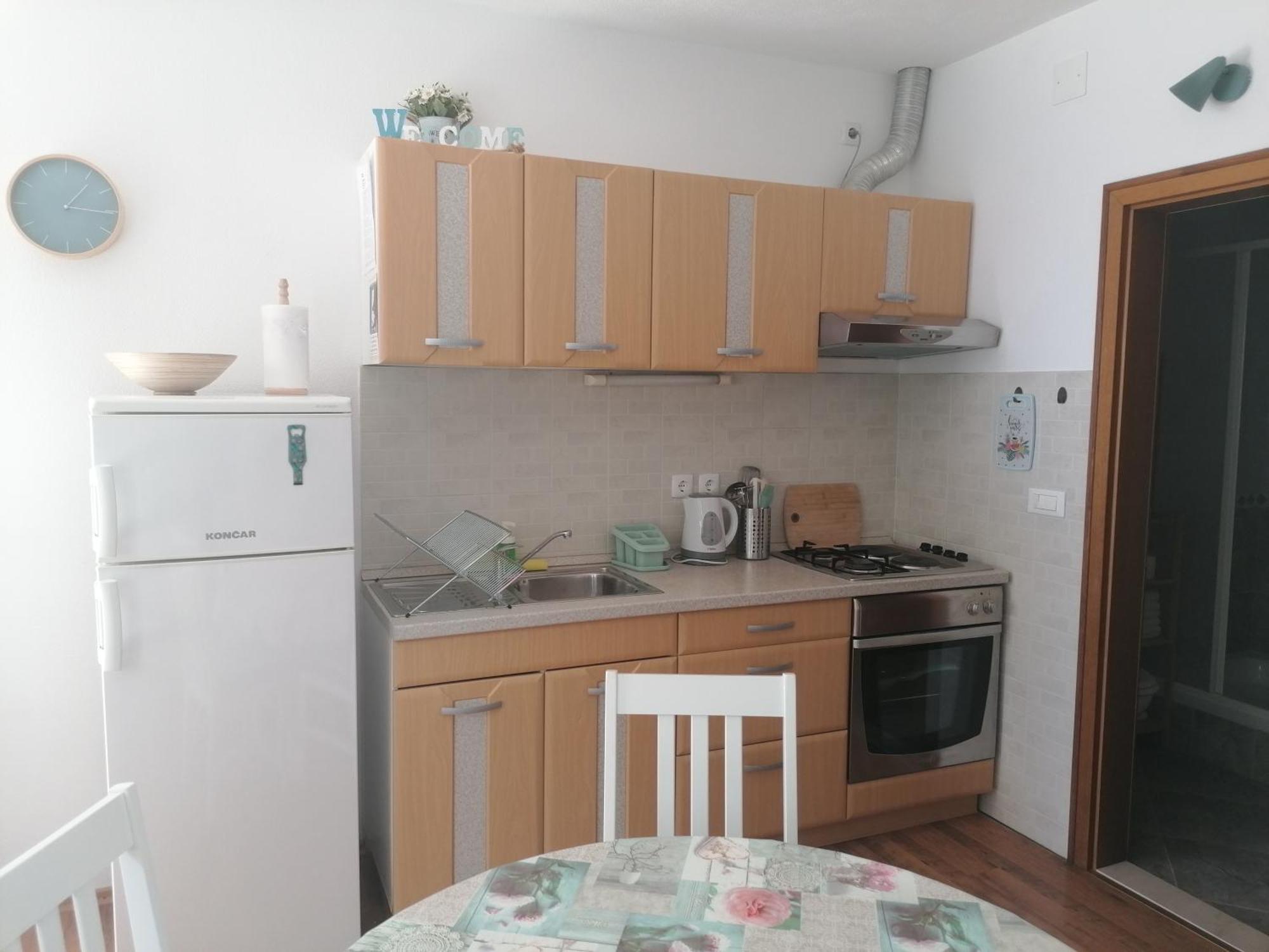Apartmani Mares - 20 M From The Beach Brela Habitación foto